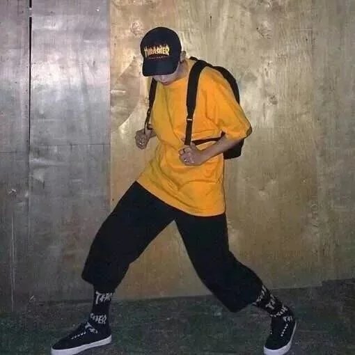 邹建苇士